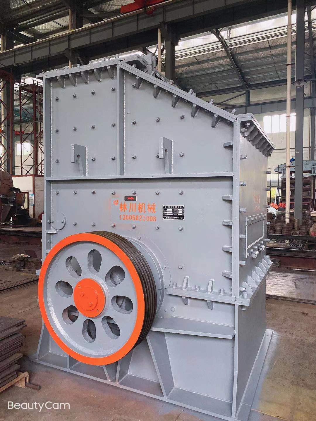 1214廂式破碎機(jī)